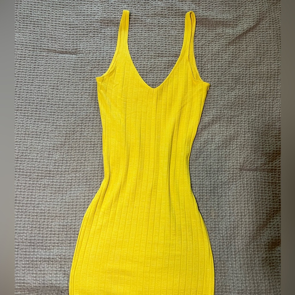 Zara Ribbed Midi Dress - Picture 2 of 5